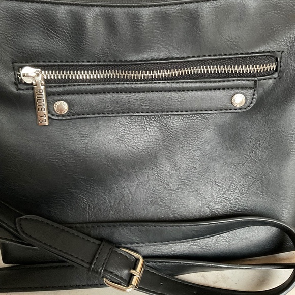 Roots 73 - Vegan Leather Crossbody Black Colour Shoulder Bag NWOT - Picture 2 of 16